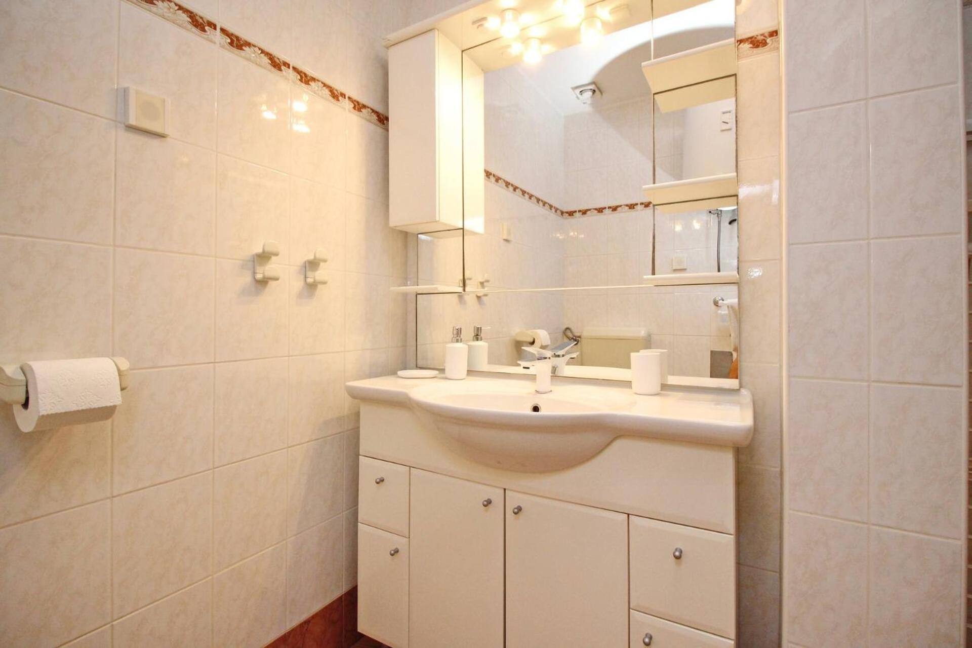 Apartments Silvija Cubranic Baška Buitenkant foto